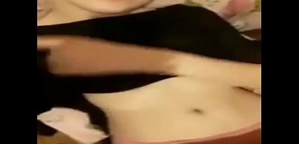  cute girl on periscope showing her sexy body